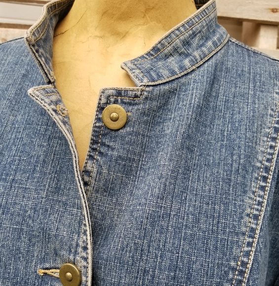 Embroidered denim jean jacket by Kate Hill. - Picture 4 of 8